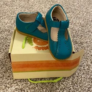 COPY - Livie & Luca never worn Blue Bird opry size 7